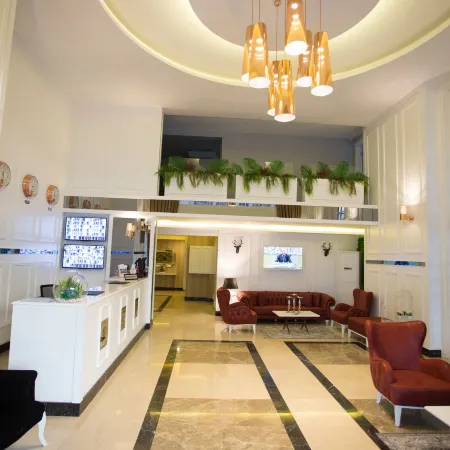 A Royal Suit Hotel