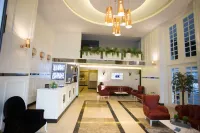 A Royal Suit Hotel - Gym