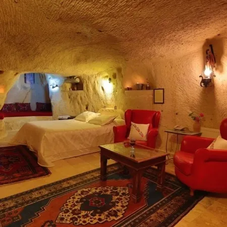 Jerveni Cave Hotel