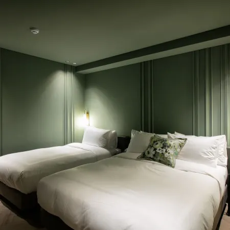 Brown Dot Hotel Dadaepo Beach (Old.Oia Hotel) Отели рядом с достопримечательностью «Пляж Дадэпо»