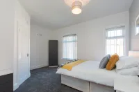 Townhouse @ 58 Brooklyn St - Crewe