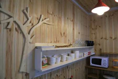 Jeju Best Hill Отели рядом с достопримечательностью «Geomunoreum»