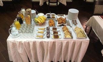 Favorit Hotel