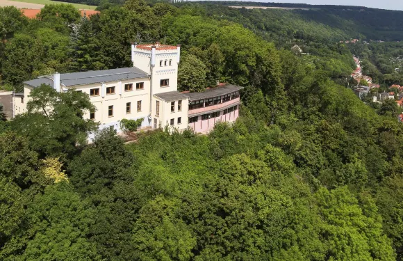 維勒慕斯伯格酒店