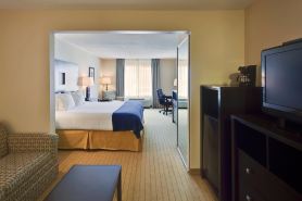 Holiday Inn Express & Suites ALBUQUERQUE AIRPORT by IHG