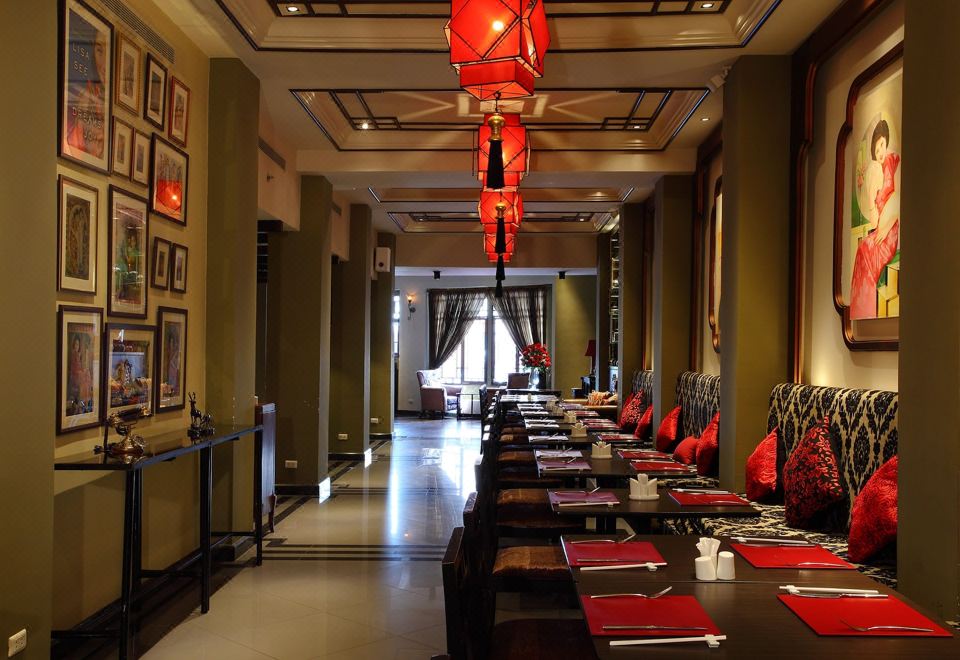 Shanghai Mansion Bangkok Over view