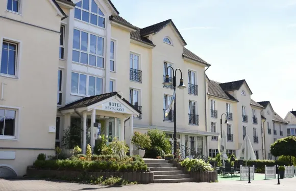 吉倫費爾德霍夫蘭德酒店