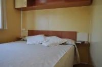 캠핑 리조트 & 방갈로 파크 마스 파톡사스