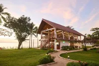 Casa Verde Cliff Resort & Spa Hotels near Camotes Island Mangrove Swamp Forest Reserve Nature Center