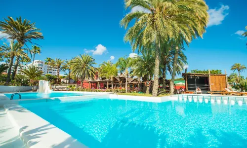 HL Miraflor Suites Hotel