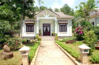 Sao Mai Resort Hotels in Tân Thành