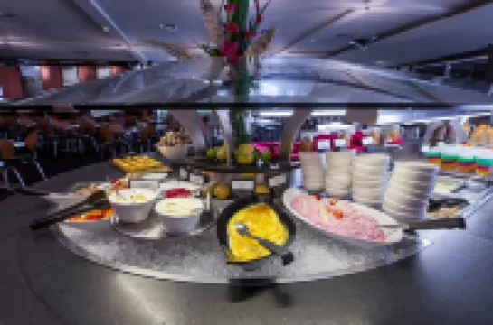 Nightcap at Watermark Glenelg