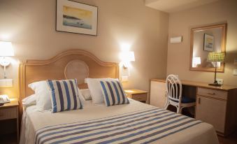 Hotel Dwo les Palmeres