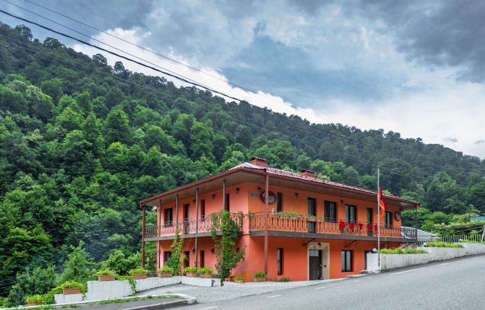Ariana Family Hotel