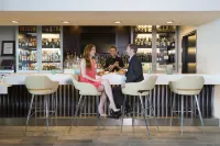 South Shore Harbour Resort and Conference Center - Barer