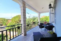 Apartment Marjana Prižba Hotels in Blato