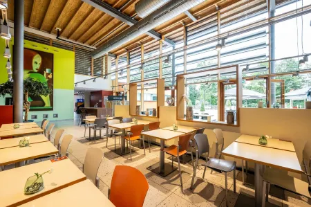 Serways Hotel Bruchsal West Отели в г. Брухзаль