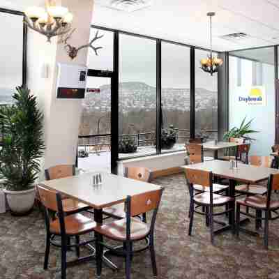 Days Inn & Suites by Wyndham Trinidad Dining/Meeting Rooms