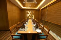 SureStay Plus by Best Western Amritsar - sarapan