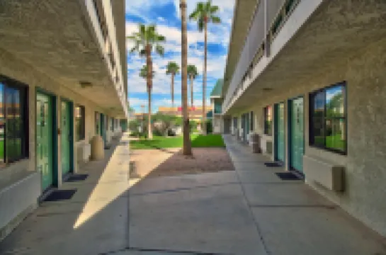 모텔 6 유마 이스트