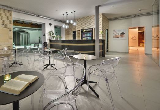 프리미엄 웰니스 & 와인 호텔