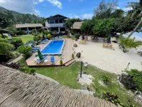 Aroa Beachside Resort - Beach