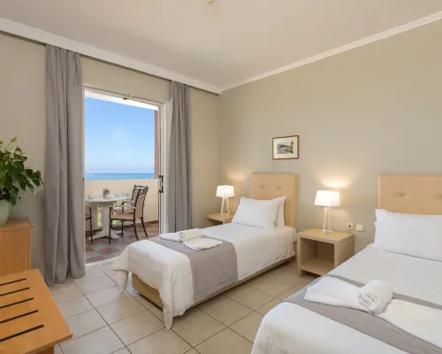 Xenos Kamara Beach Hotels in Argassi