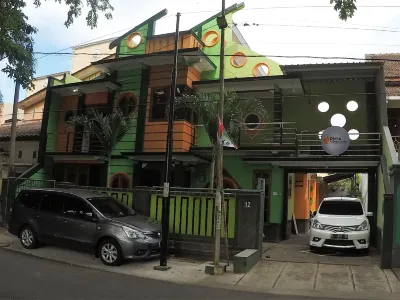 Dhika Adventure - Hostel & Travel Hotel dekat Per3an probolinggo paiton