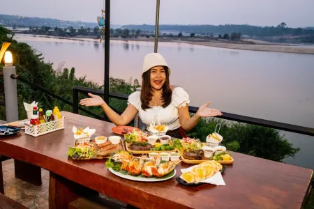 Khong Chiam Orchid Riverside Resort Отели в г. Кхонг Чиам