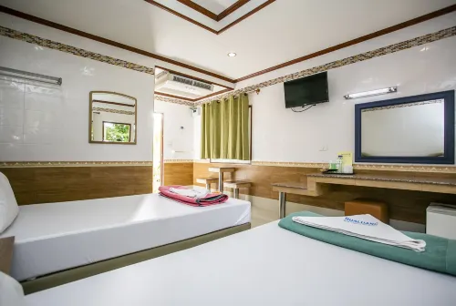 Bualuang Boutique Resort Hotels in Ang Thong