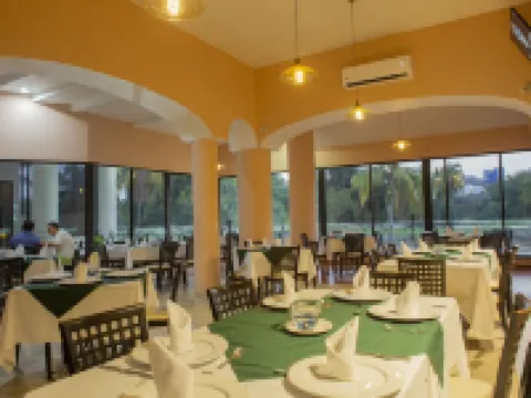 Hotel Costa Brava โรงแรมในมานซานีโย