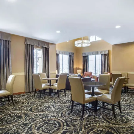 Hampton Inn Manchester Downtown