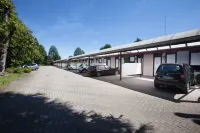 Airport Hotel Malpensa - Bãi đậu xe