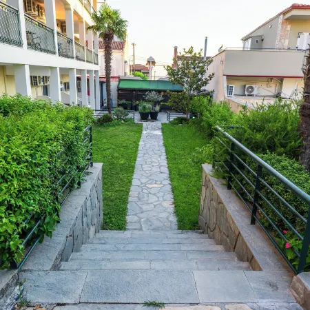 Samel Hotel