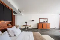 Avala Resort & Villas - Balcony