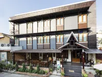 لي شيانغ هوتل Hotels near وات لوكمولي