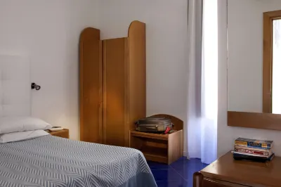 Hotel Del Corso Các khách sạn gần Phố Corso Italia
