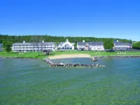 Baymont by Wyndham St. Ignace Lakefront Hotels in Saint Ignace