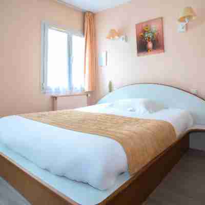 Hôtel de Rosny Rooms