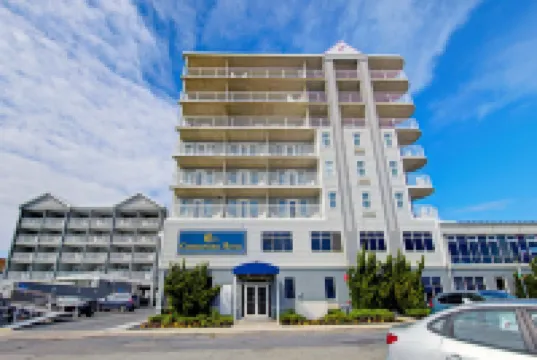 Commander Hotel & Suites Hotels in 