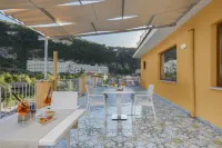 Hotel Leone