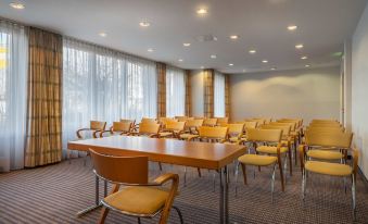 Holiday Inn - the niu, Blade Solingen