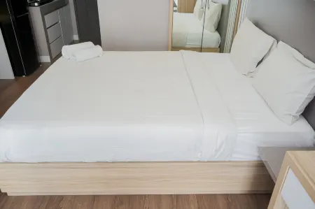 Cozy Living Studio Apartment Amazana Serpong