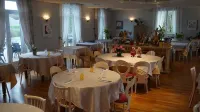 Le Chalet Fleuri Hotels in Dienné