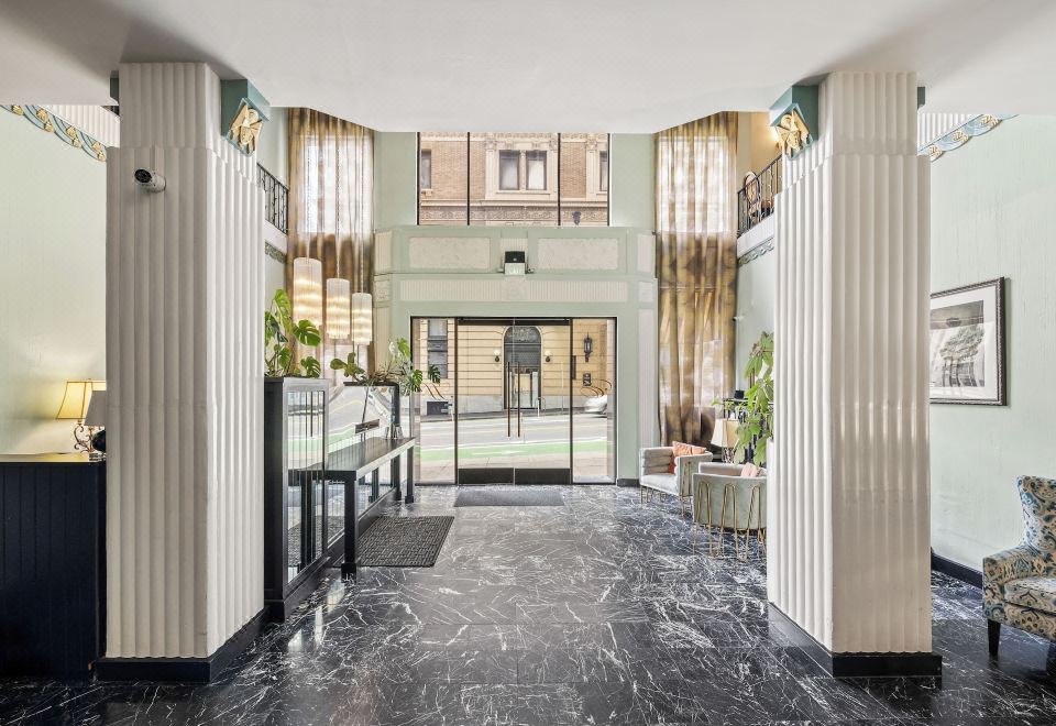 엠버시 호텔 주변 맛집