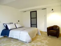 Demeure d'hôtes le Rocher Hotels in Opio