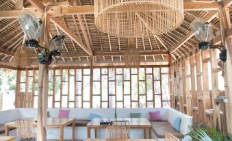Flamingo Gili Trawangan Pink Flamingo room