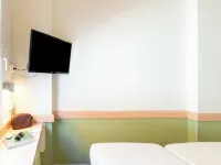 Ibis Budget Madrid Calle Alcalá Hotels near Ciudad Lineal