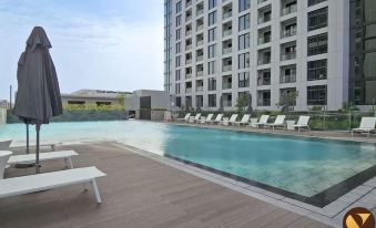 JVC unit Pool Jogging Track Play Area