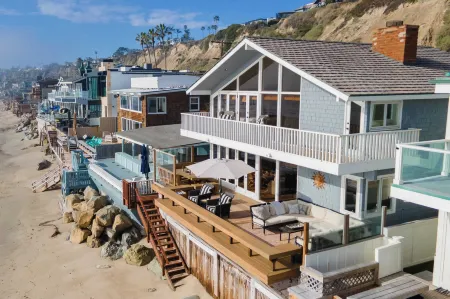 Unbeatable Beachfront Bliss w/ Ocean Views, Luxe Interiors & Patio Beach Road